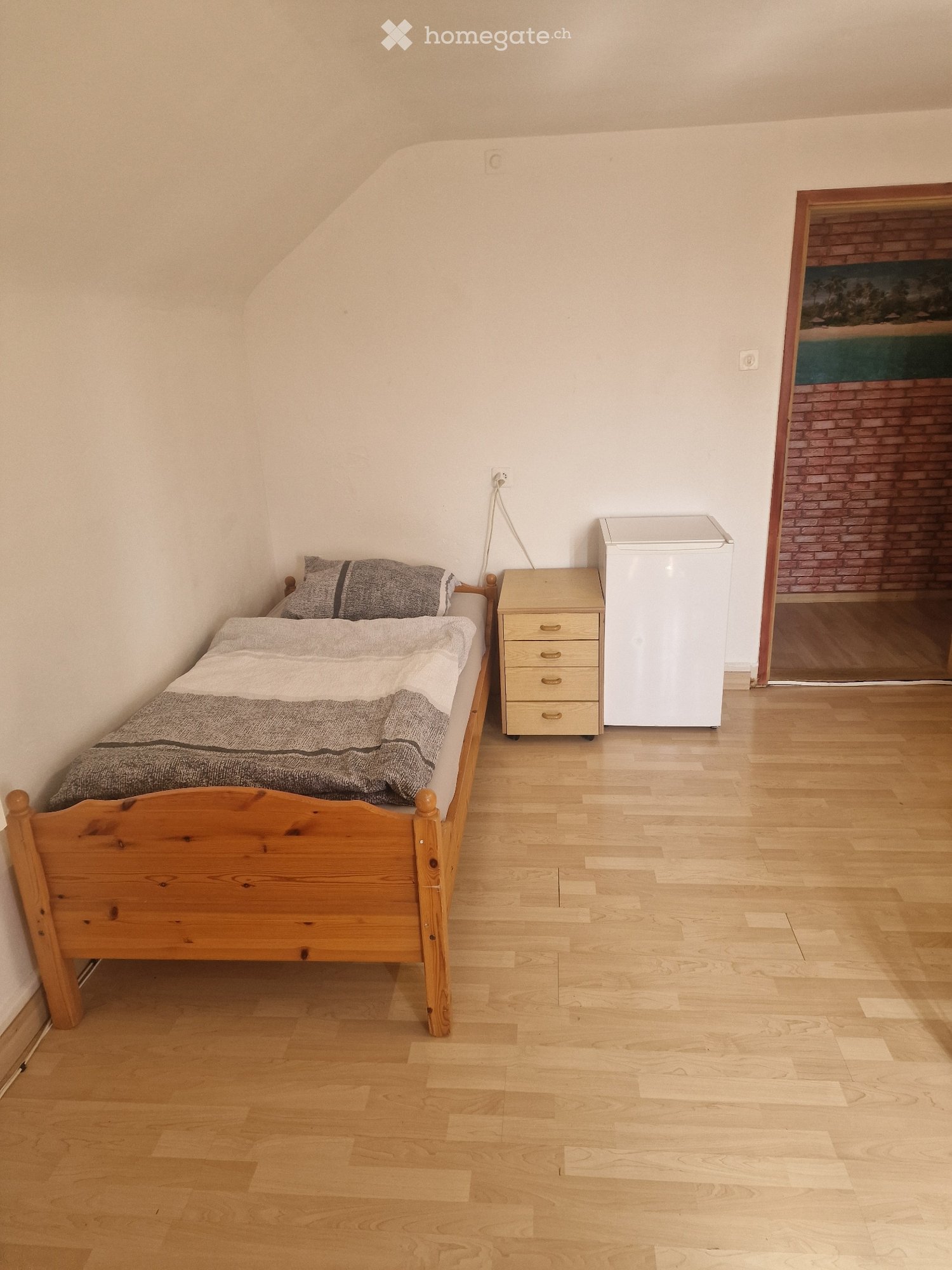 1 room single room, Foto 2 von 5