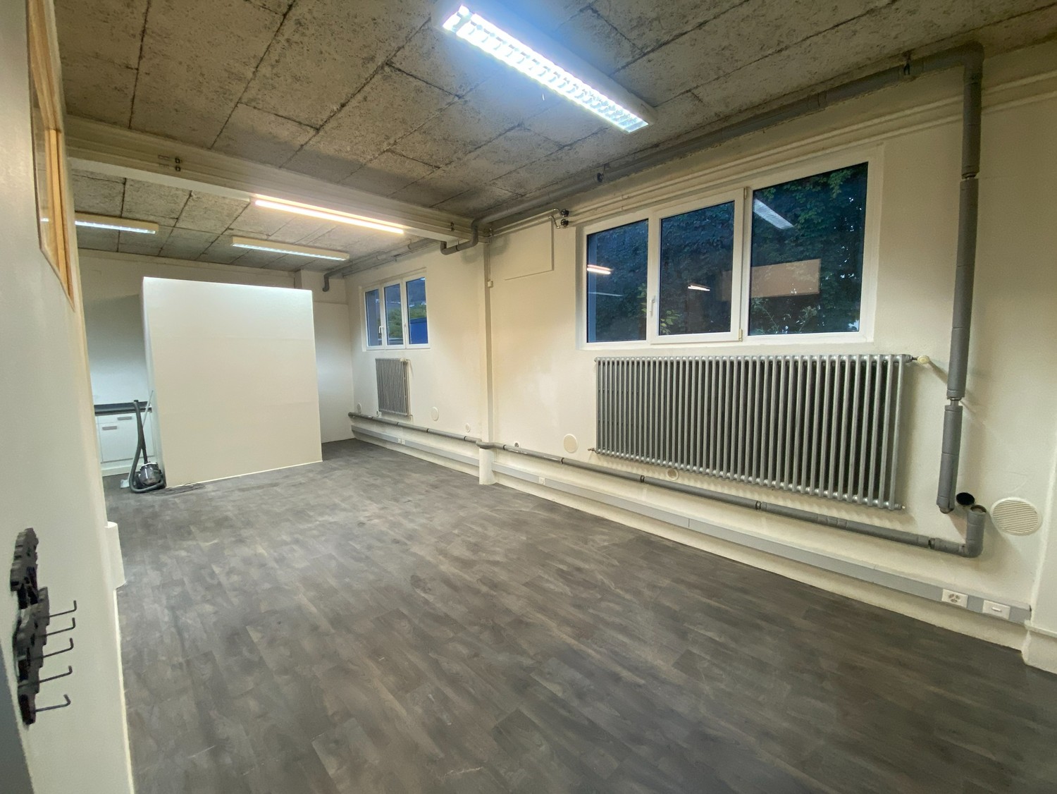 75-80m² office, photo 1 sur 3