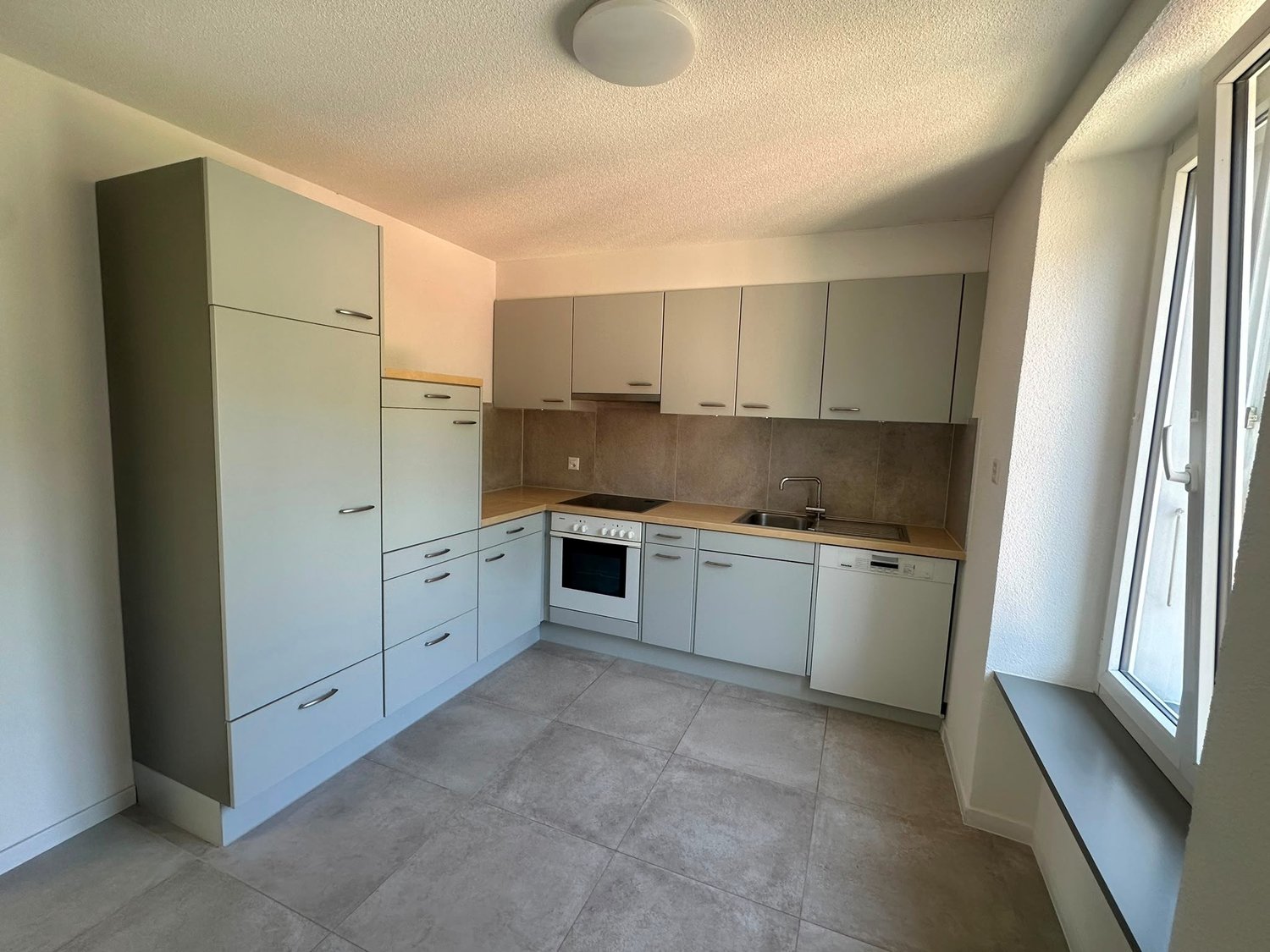 3 ½ Zimmer Wohnung, Foto 4 von 10