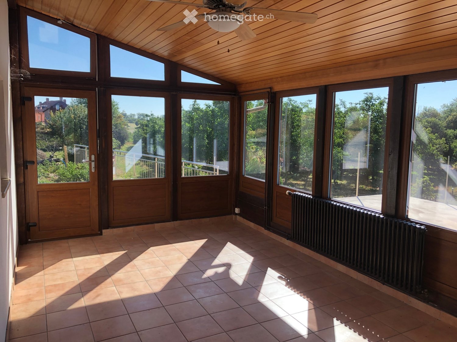 6 rooms apartment