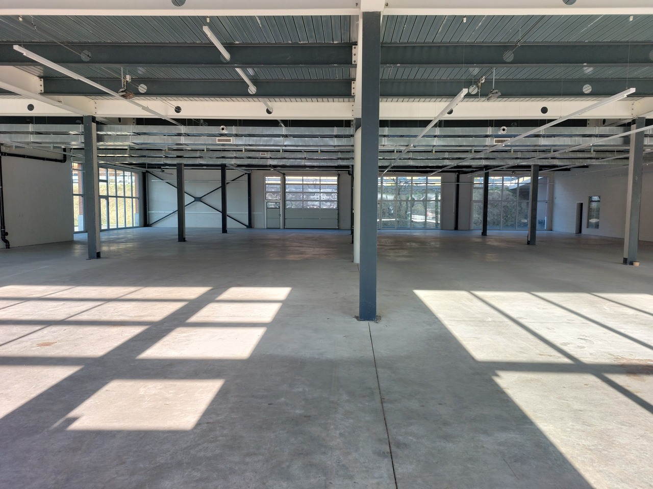 500m² atelier, Foto 4 von 6