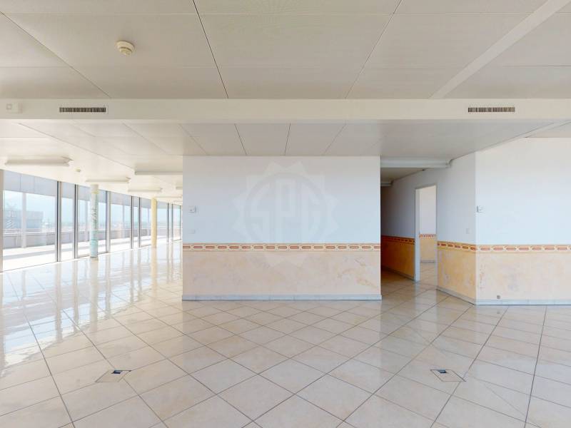 130m² Büro, Foto 1 von 4