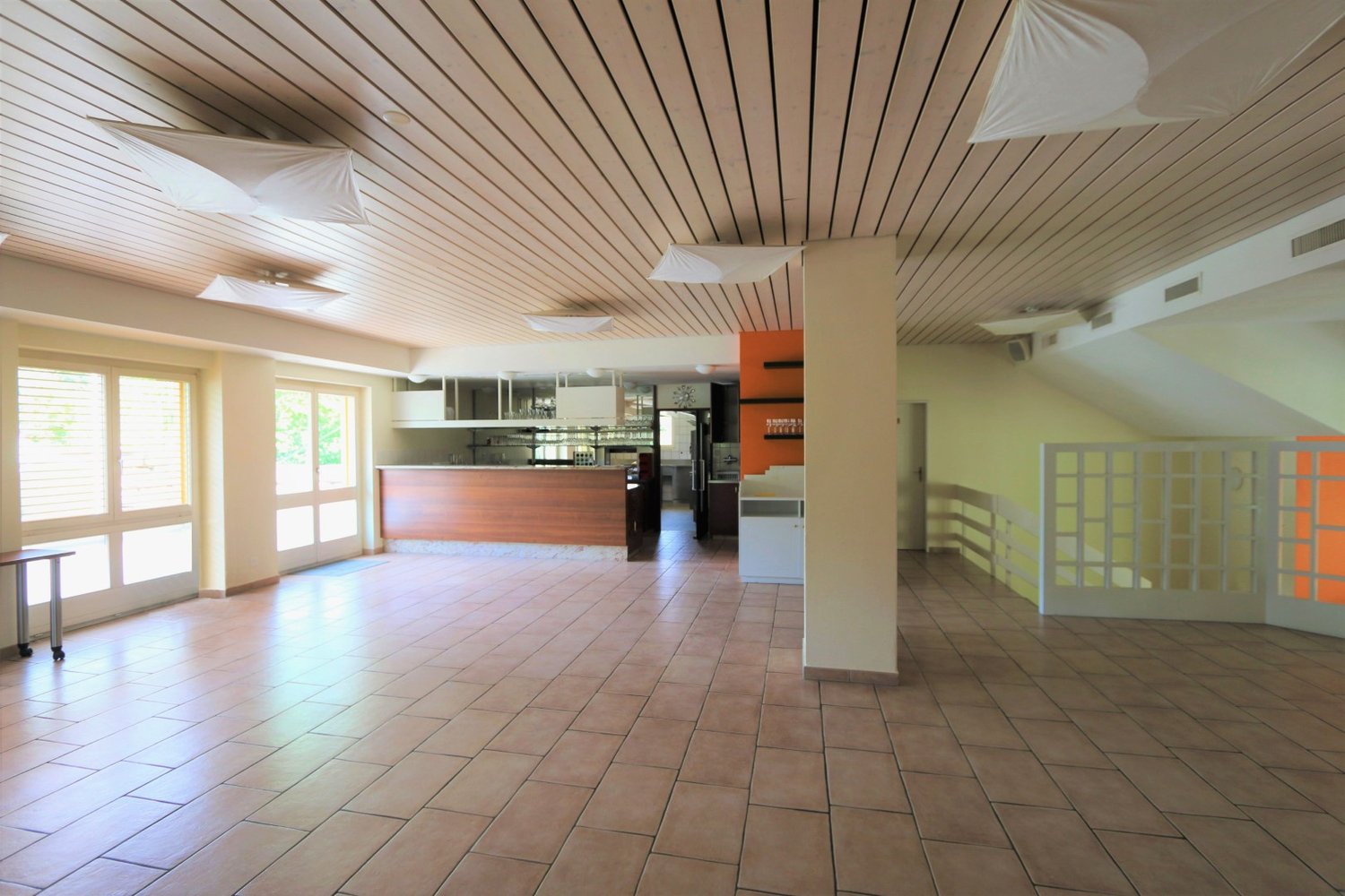 274m² restaurant, Foto 4 von 5