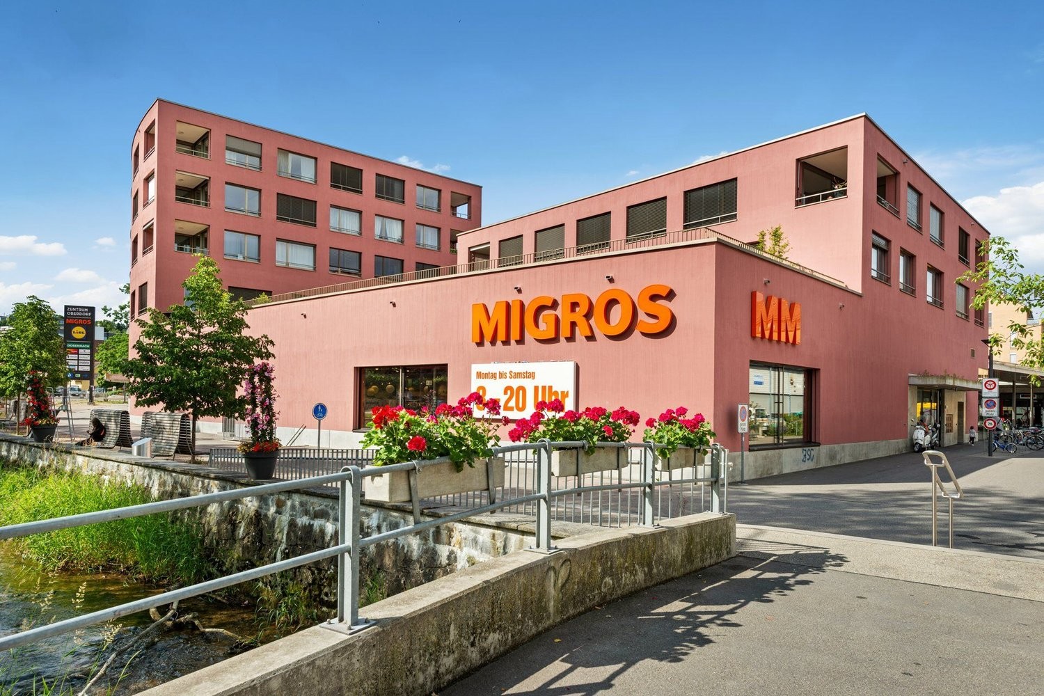 negozio di 130m²
