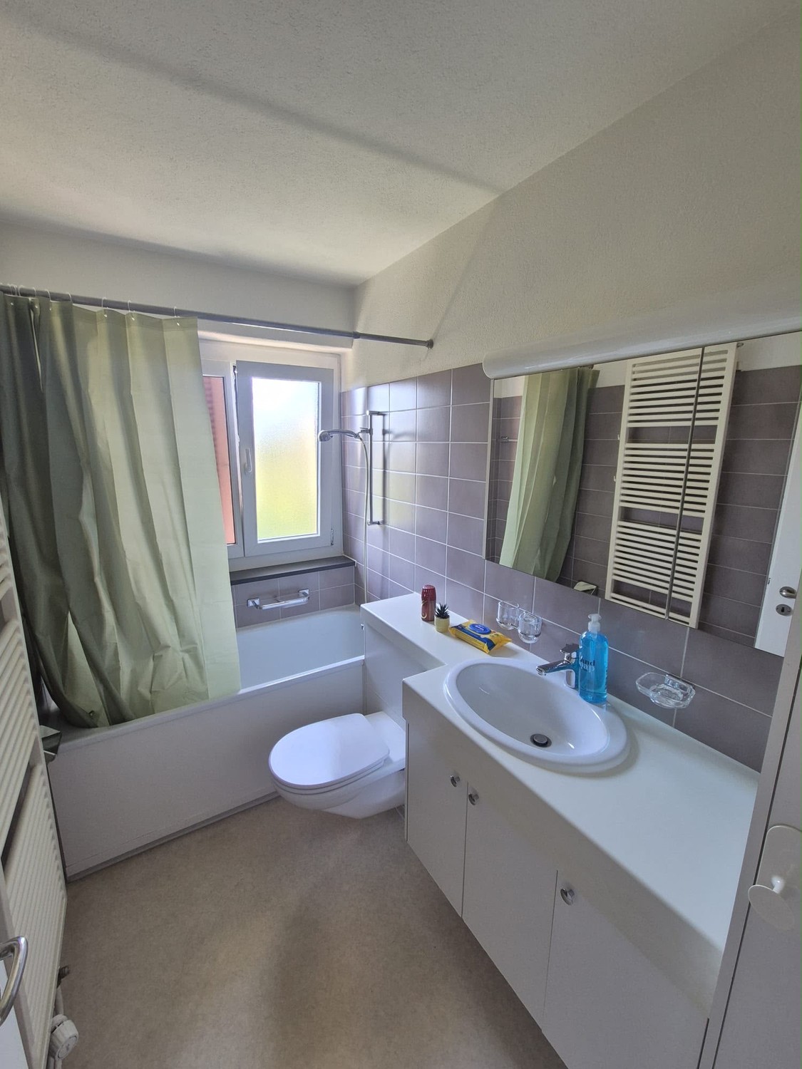 Room in a shared flat, photo 6 sur 7