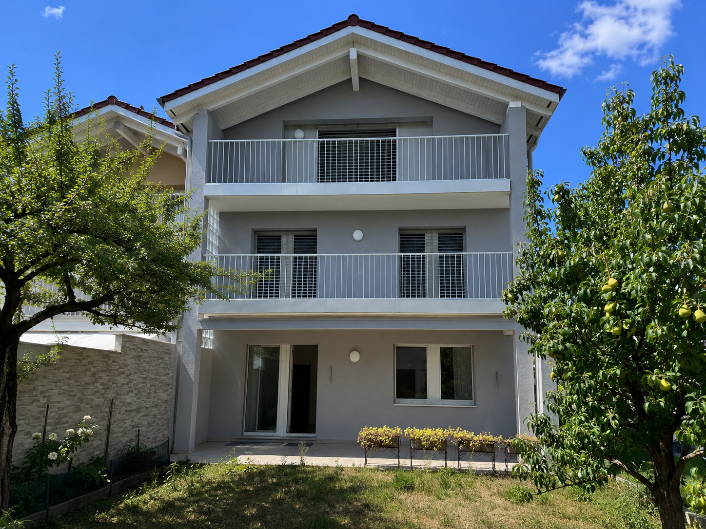5 rooms duplex house, foto 1 di 10