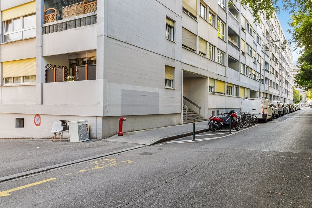 Open slot