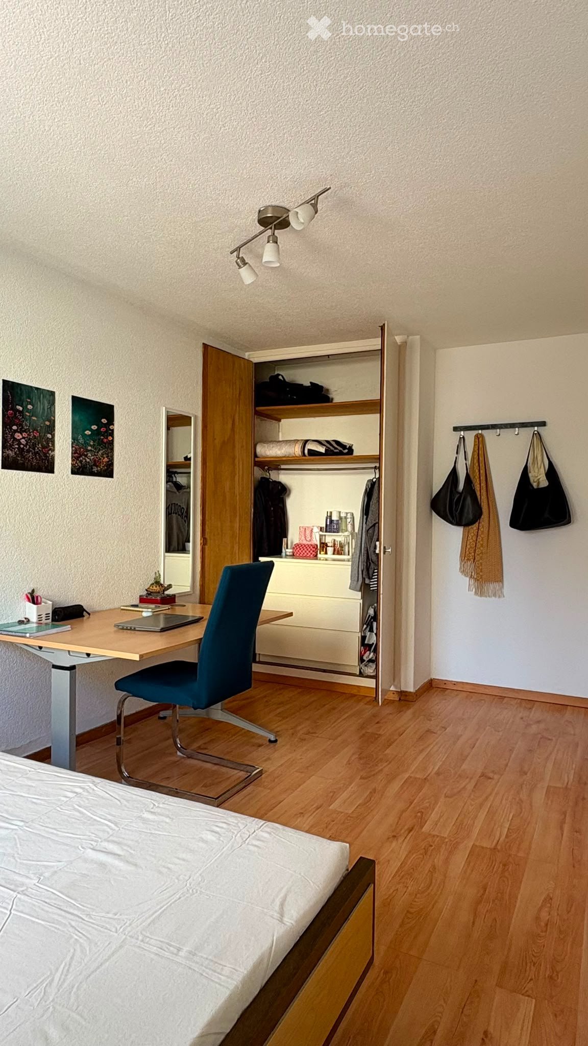 1 room single room