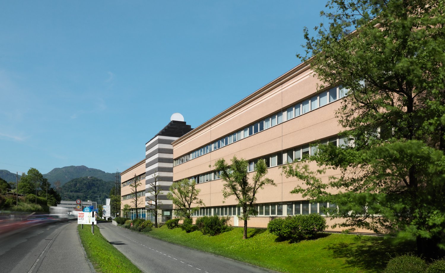 600m² industrial object
