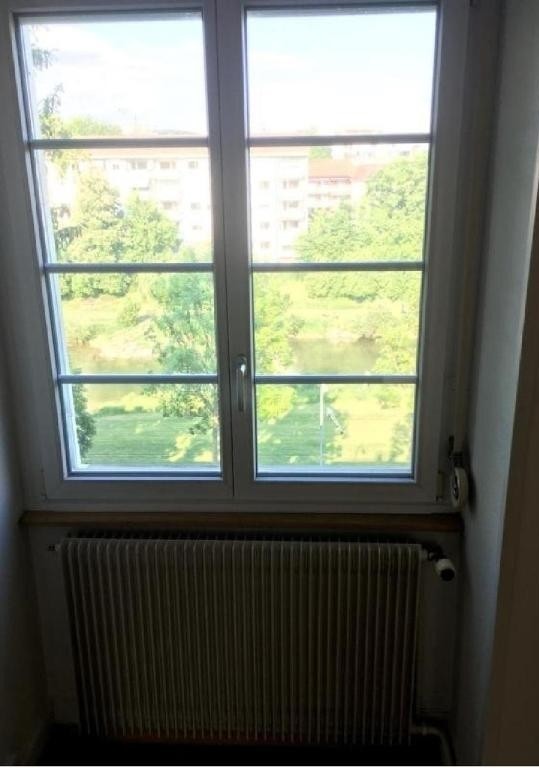 Chambre dans un appartement partagé