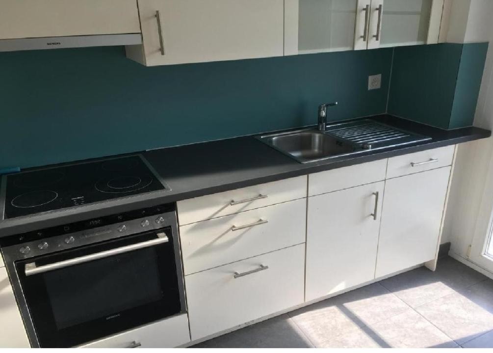 Chambre dans un appartement partagé