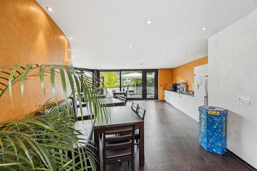 532m² commerciale