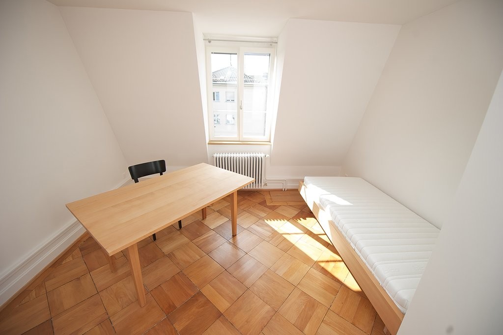 1 room furnished flat, Foto 3 von 9