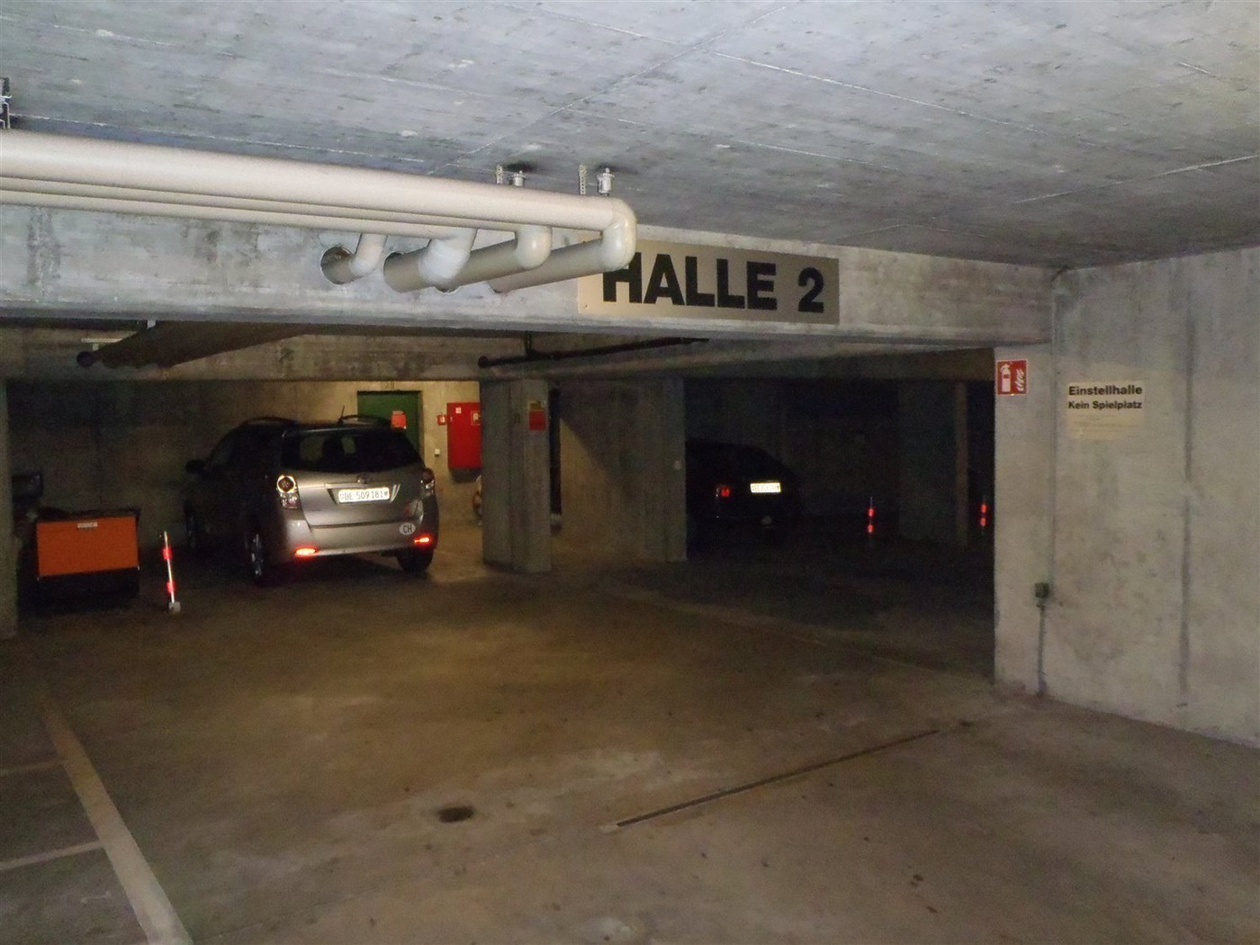 Underground slot, Foto 1 von 2