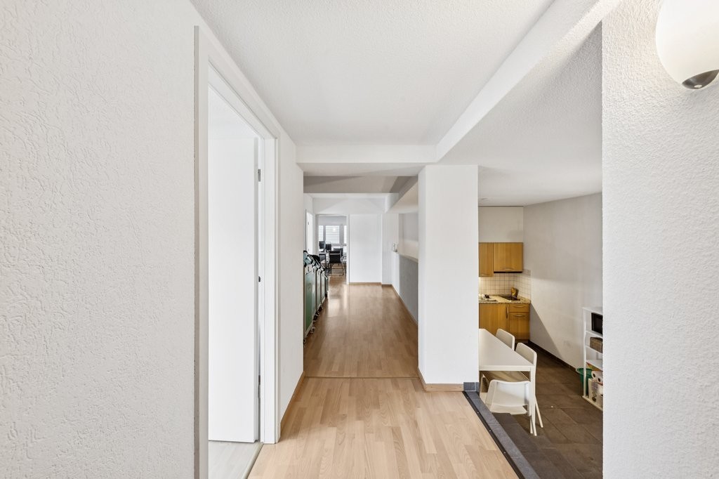 94m² Büro, Foto 2 von 10