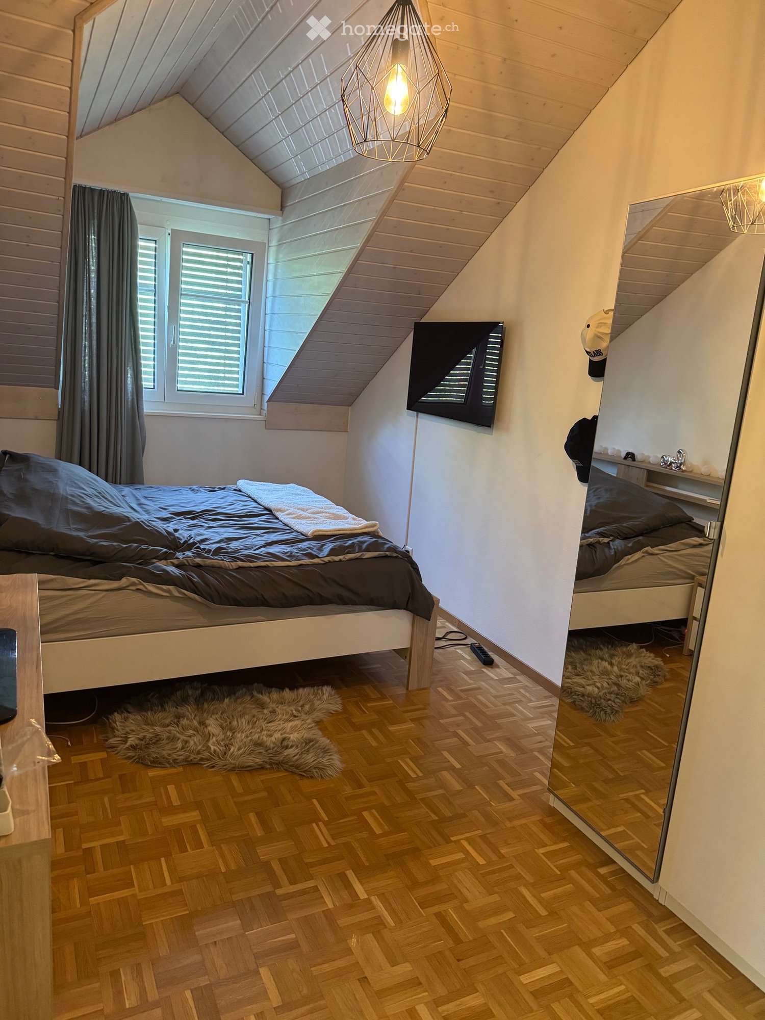 5 rooms apartment