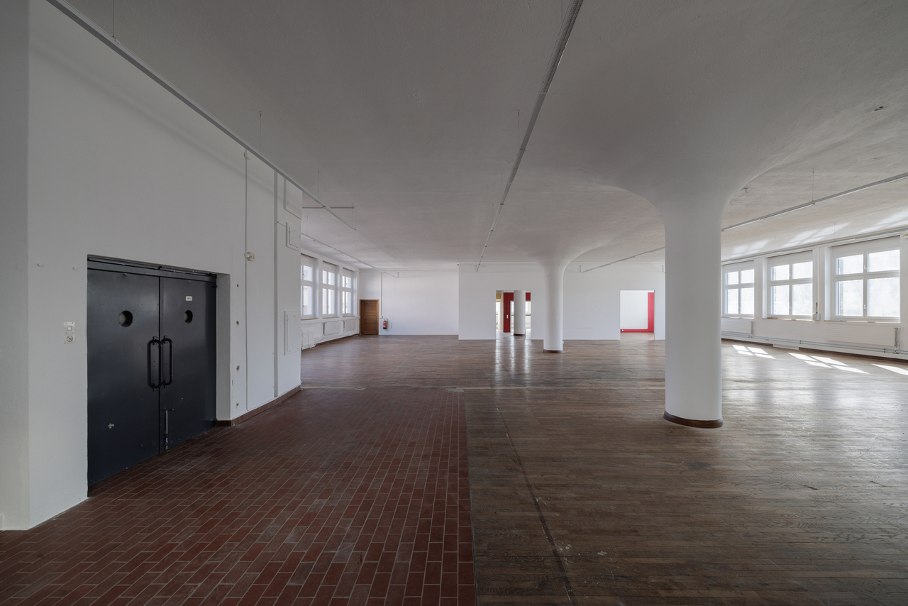 584m² commercial, Foto 10 von 10