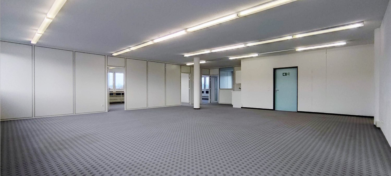 244m² office