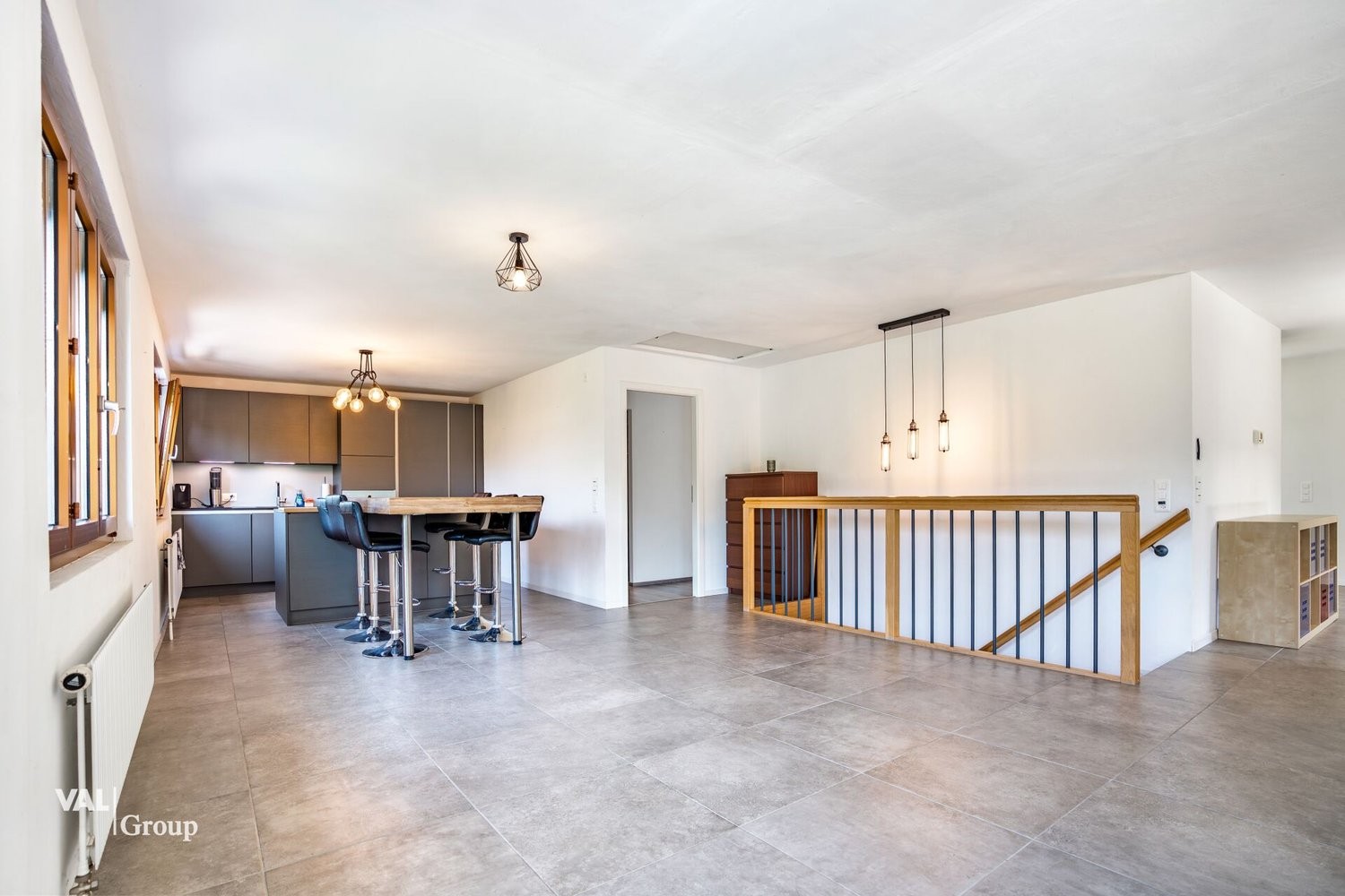 5 rooms single house