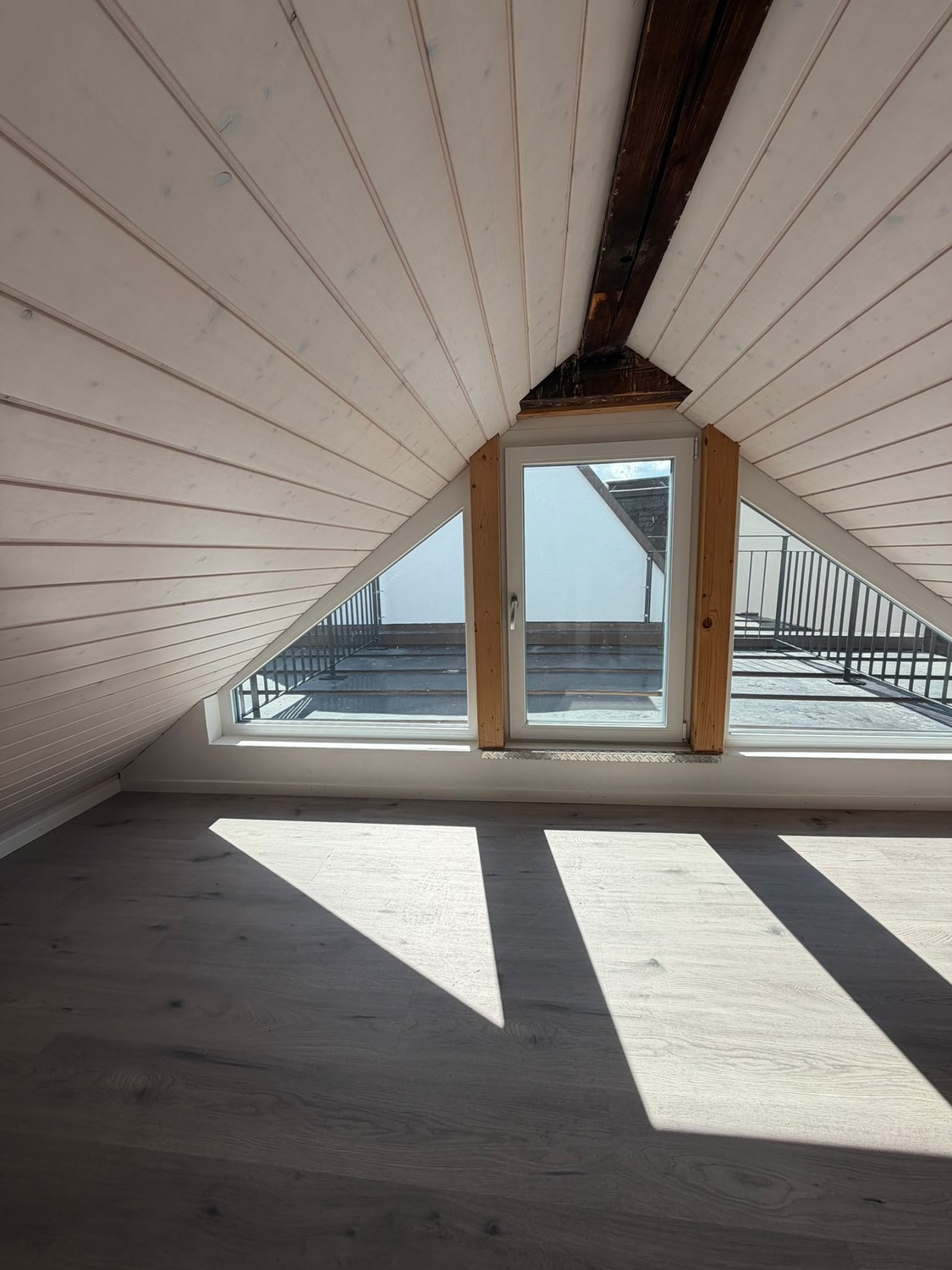 3 ½ rooms attic flat, Foto 8 von 9