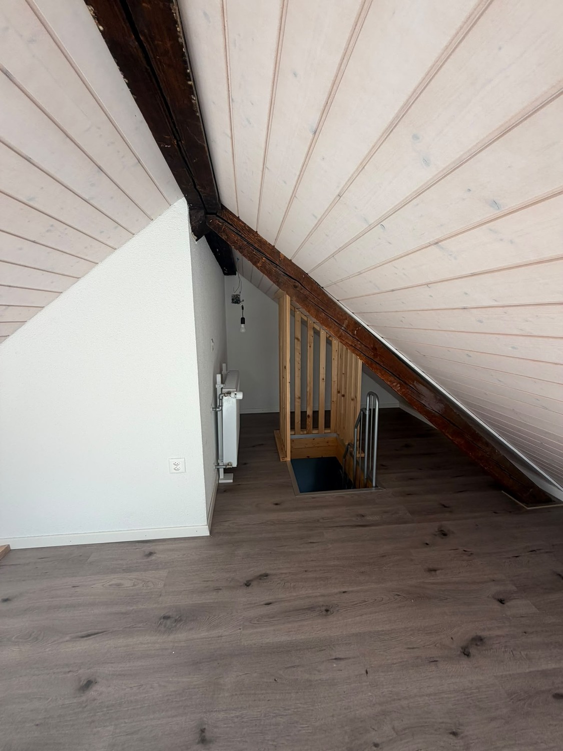 3 ½ rooms attic flat, Foto 7 von 9