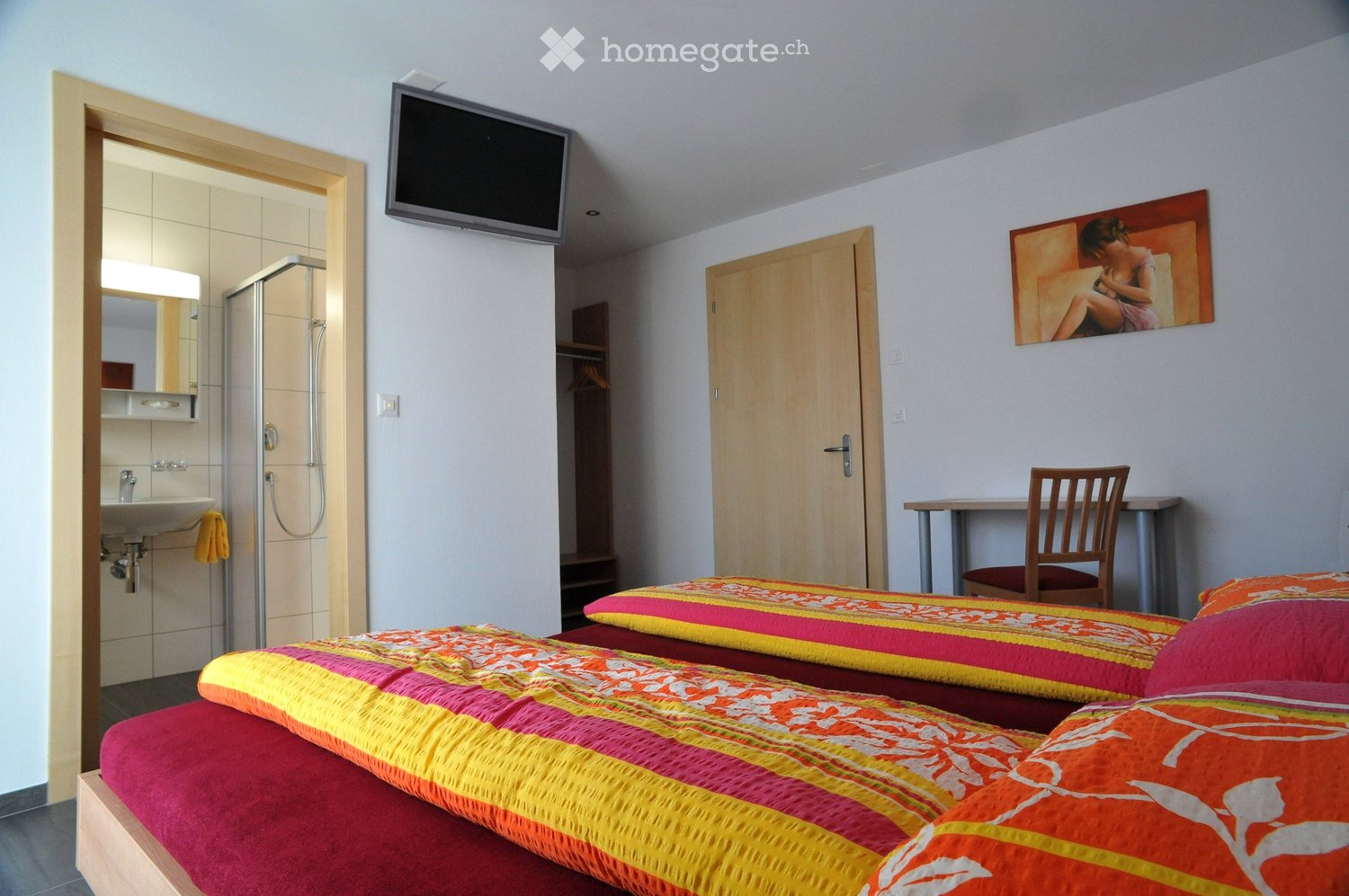 1 room single room