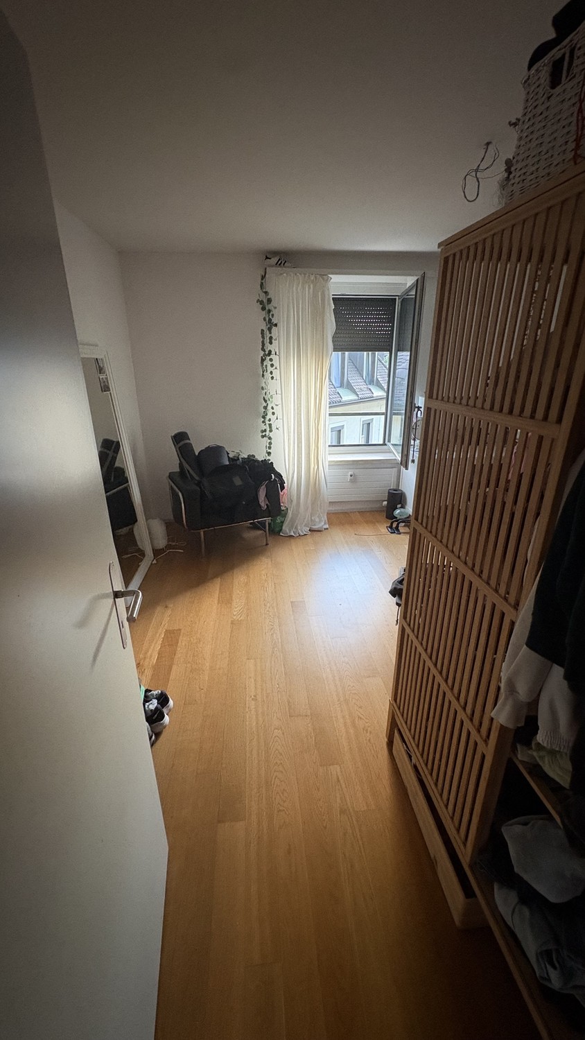 Room in a shared flat, Foto 1 von 6