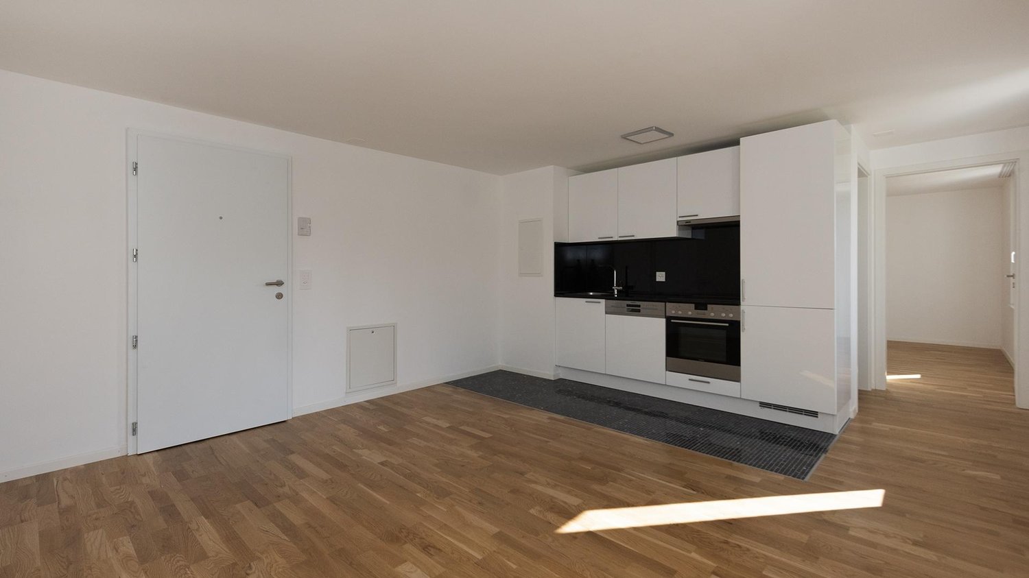 2 rooms apartment, Foto 3 von 10