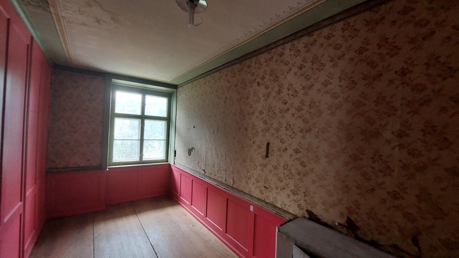10 rooms single house