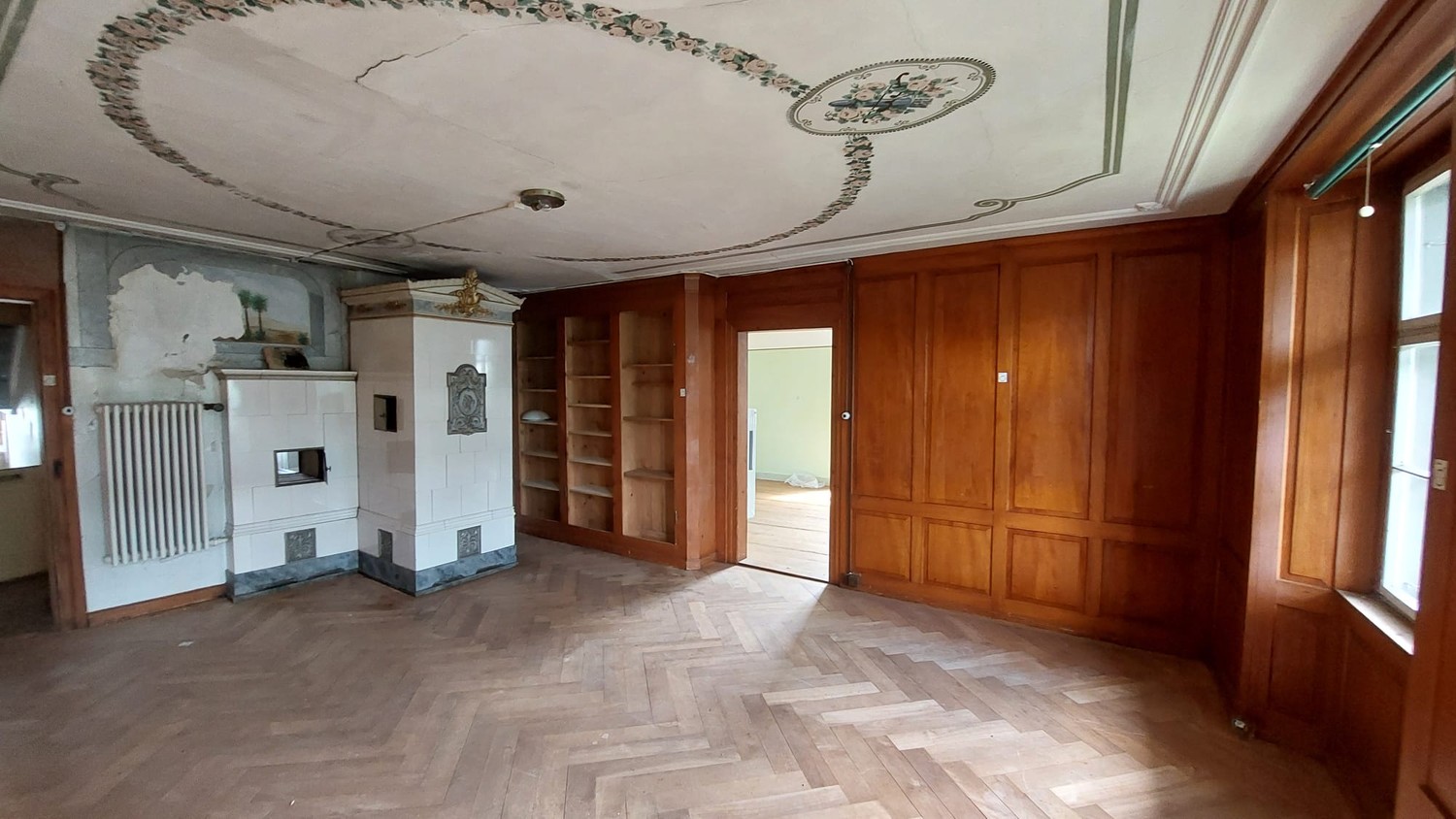 10 rooms single house