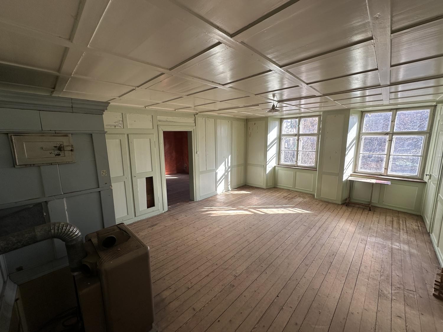 10 rooms single house