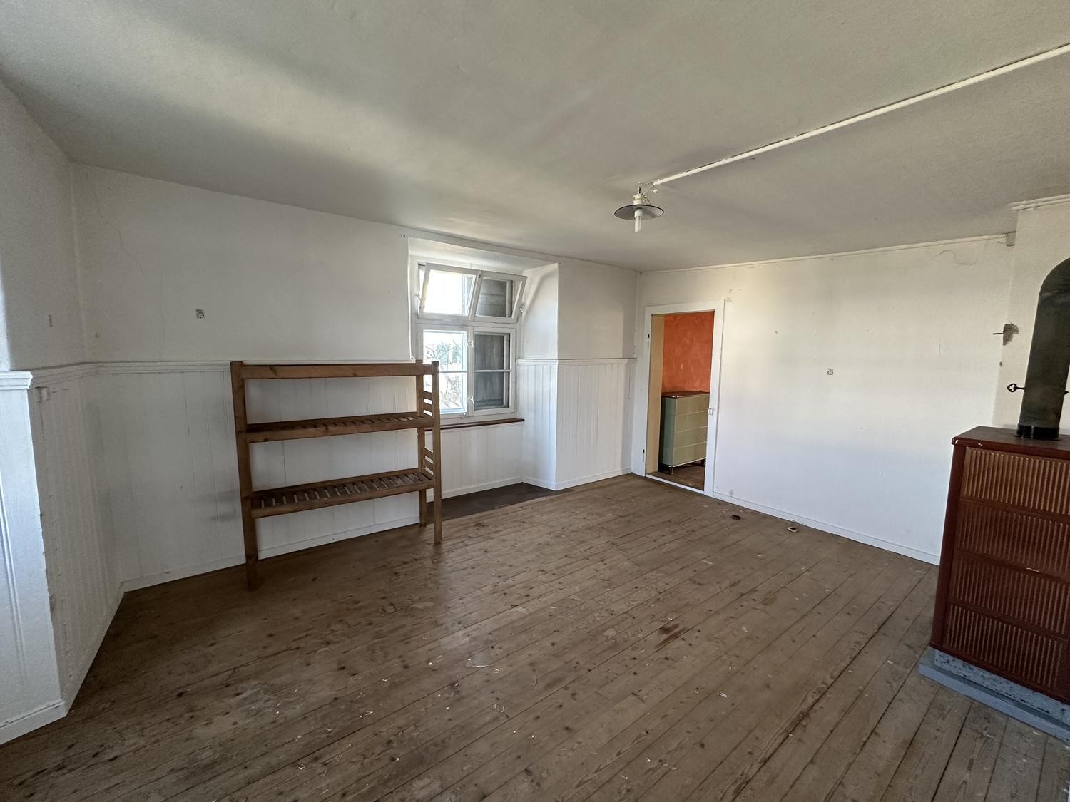 10 rooms single house