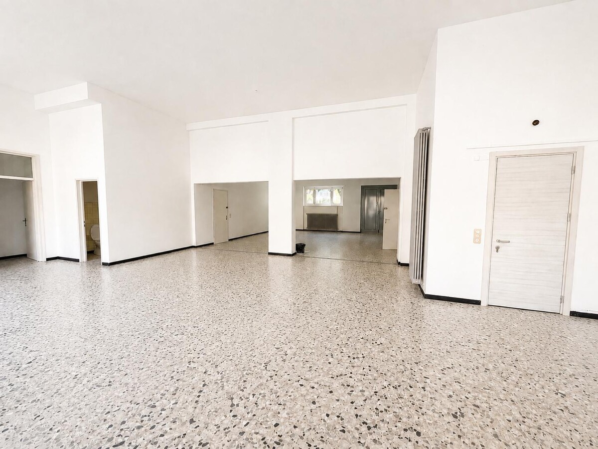 180m² Ladenlokal