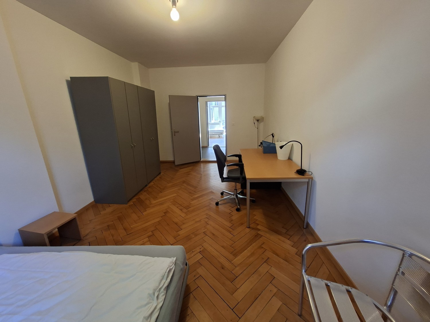 Room in a shared flat, Foto 1 von 6