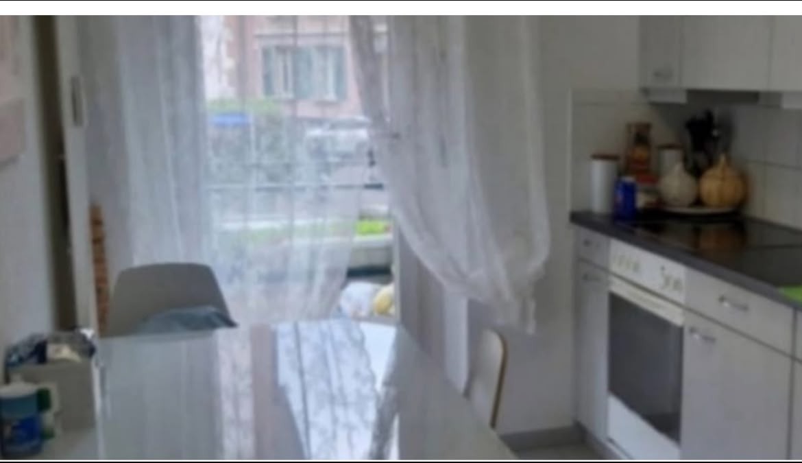 Camera in un appartamento condiviso