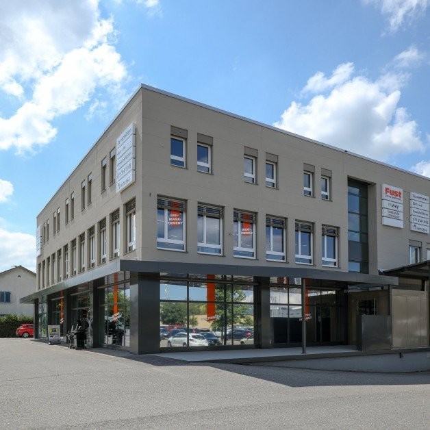 700m² di deposito