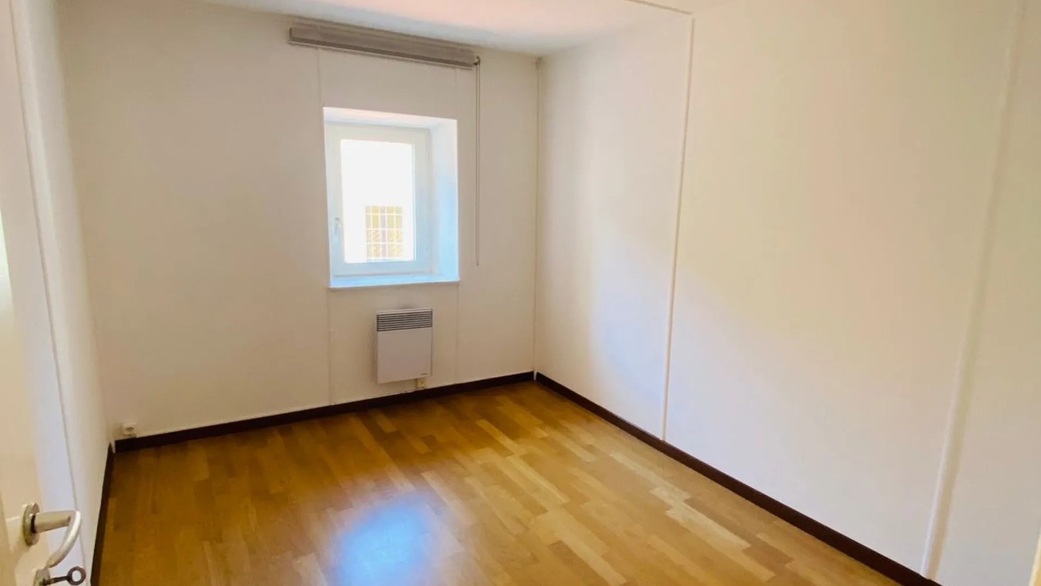 4 ½ Zimmer Einfamilienhaus, Foto 3 von 10
