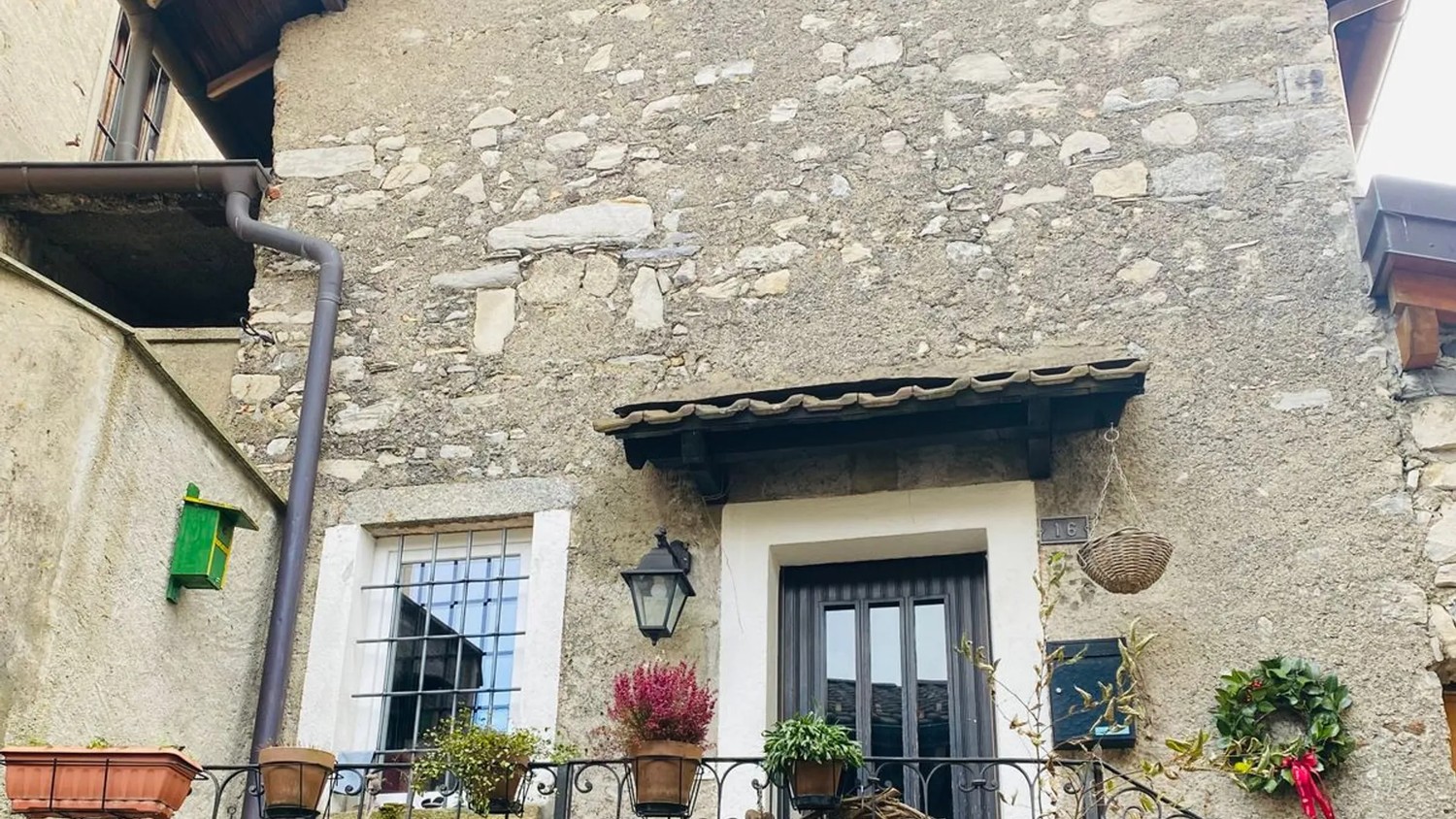 4 ½ Zimmer Einfamilienhaus, Foto 2 von 10