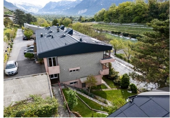 7 ½ Zimmer Einfamilienhaus, Foto 2 von 10