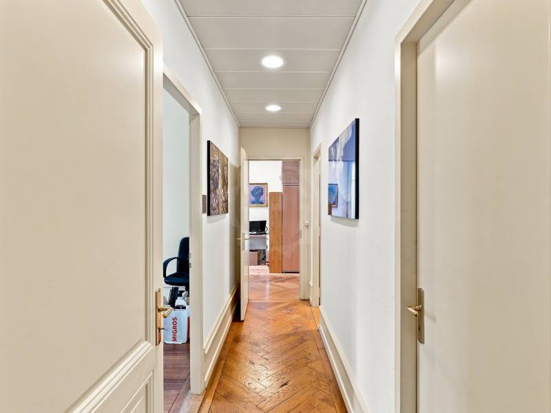 170m² Büro, Foto 8 von 10