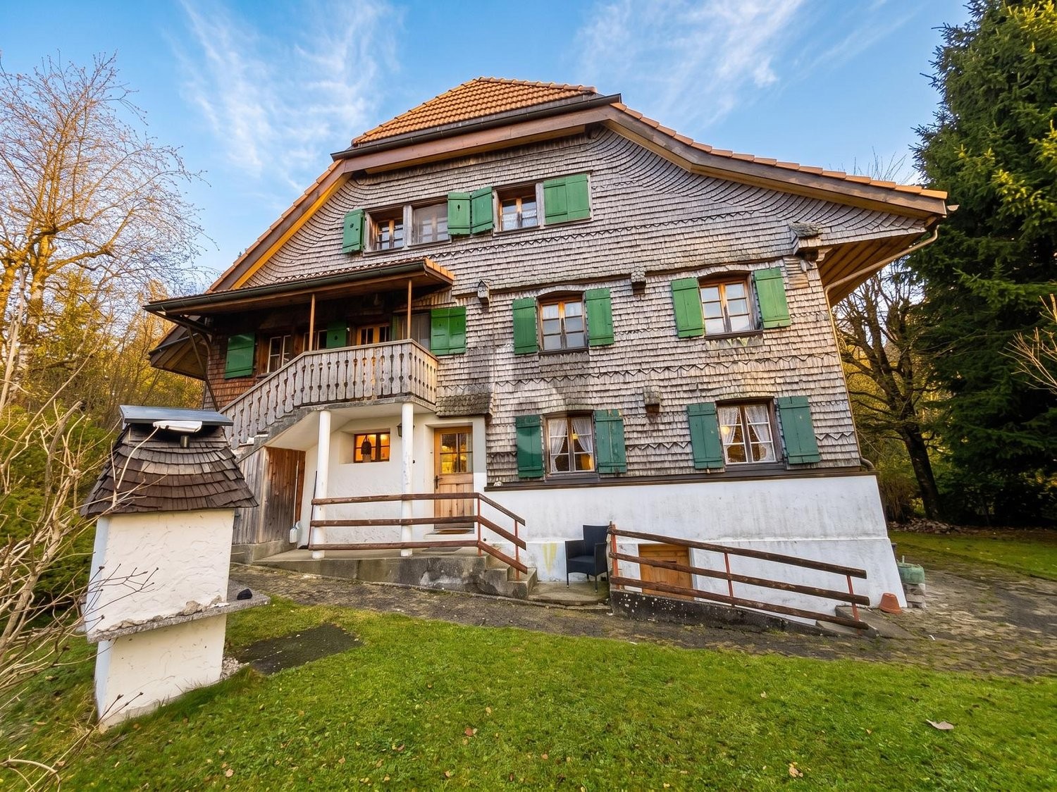 12 ½ rooms farm house