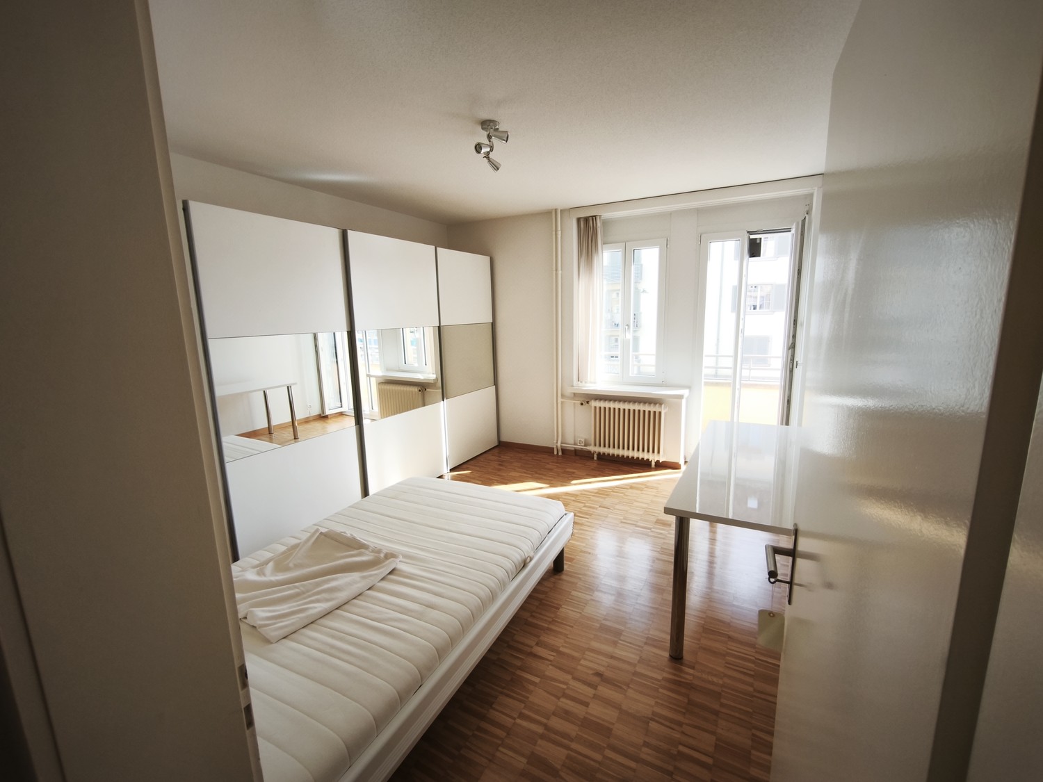 Zimmer in einer Wohngemeinschaft, Foto 1 von 6