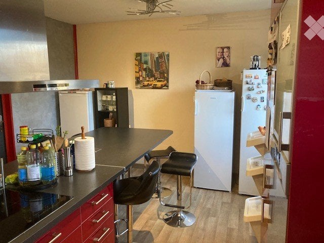 1 room single room
