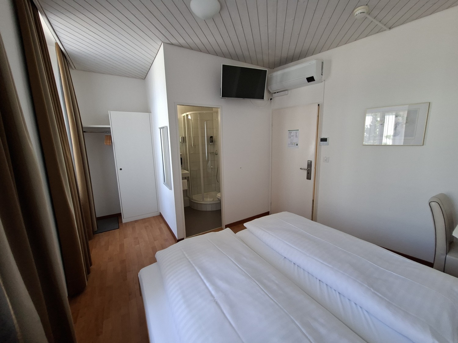 Room in a shared flat, Foto 2 von 7