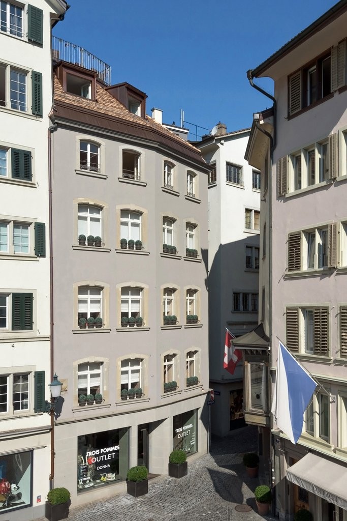 Appartement en attique de 2 ½ pièces, photo 1 sur 10