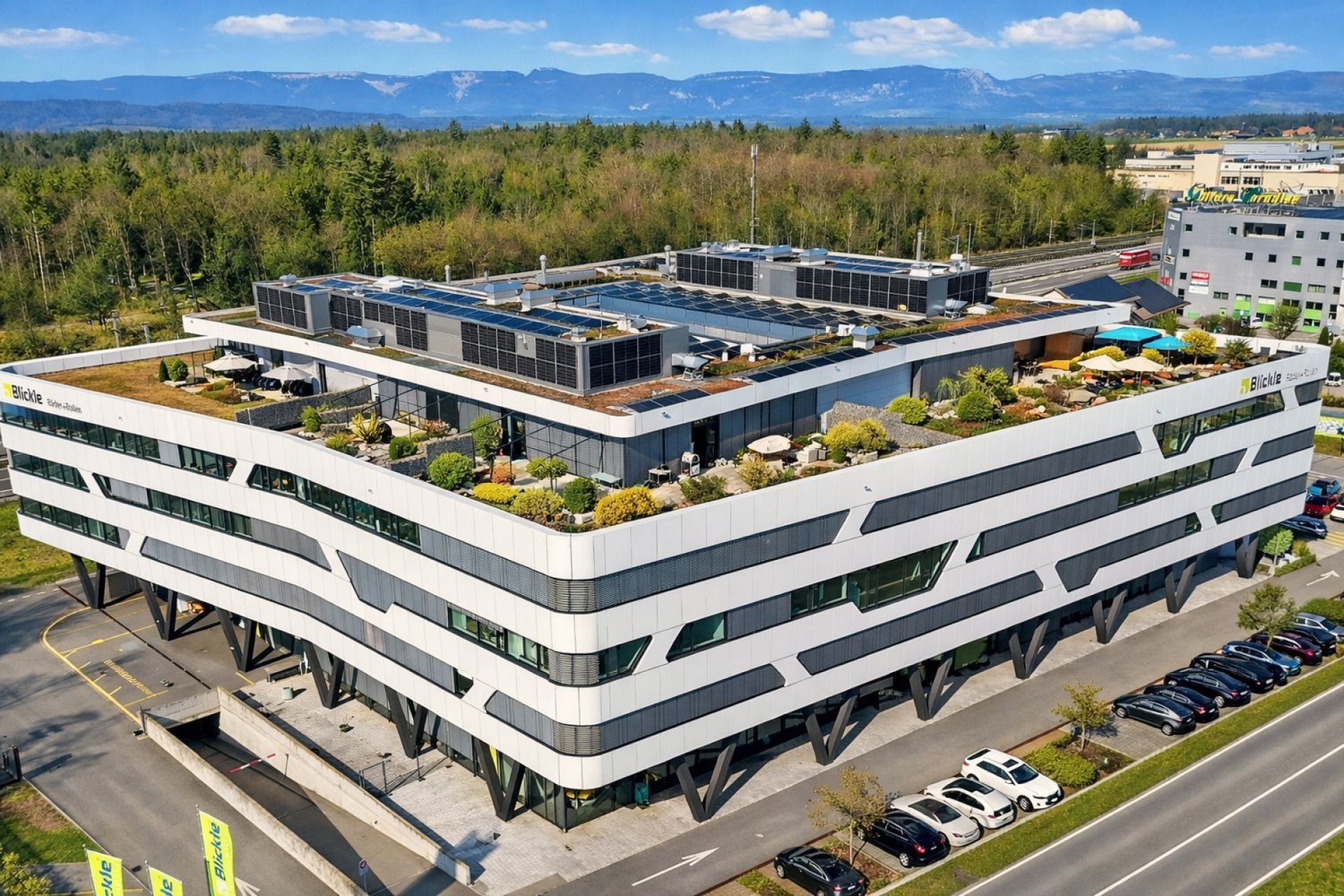 242m² commerciale