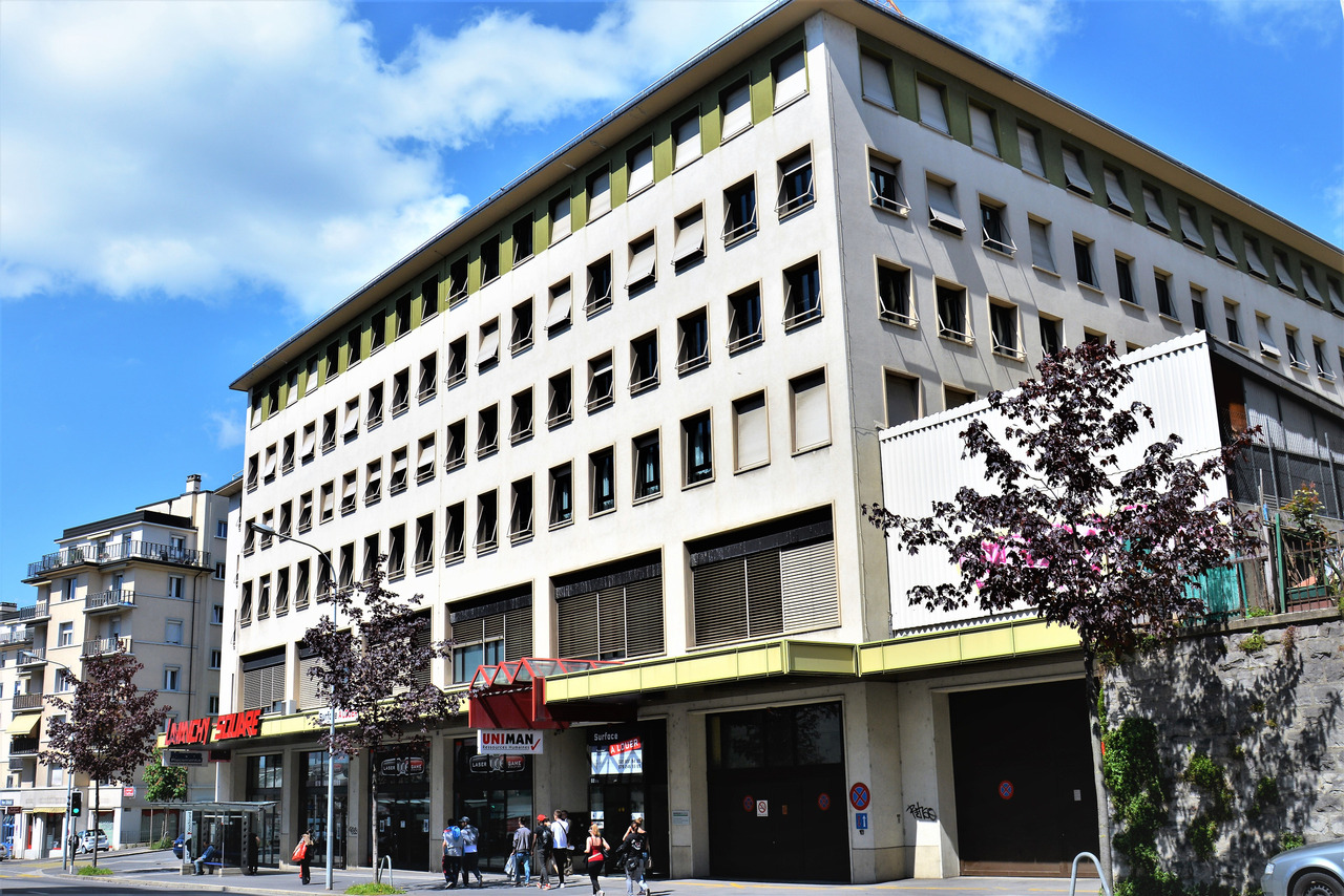1410m² Büro