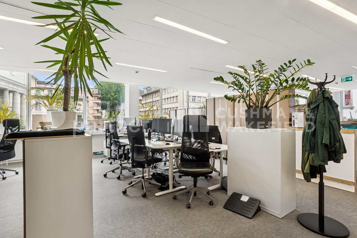 650m² Büro