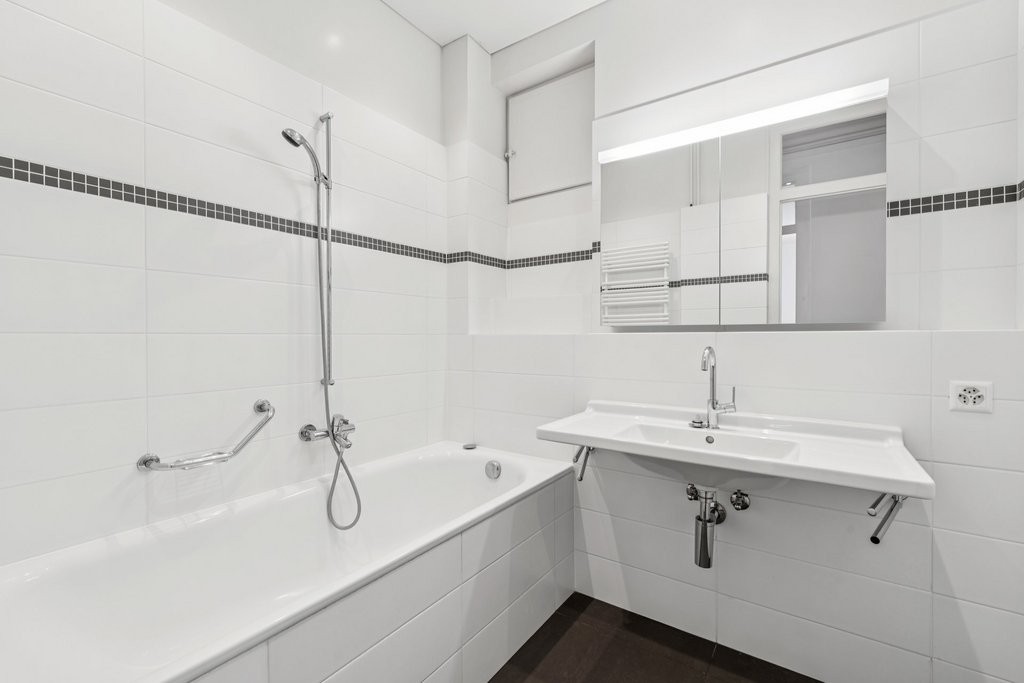8-Zimmer-Wohnung