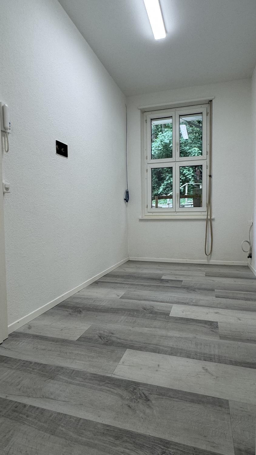 Commercial, Foto 4 von 7